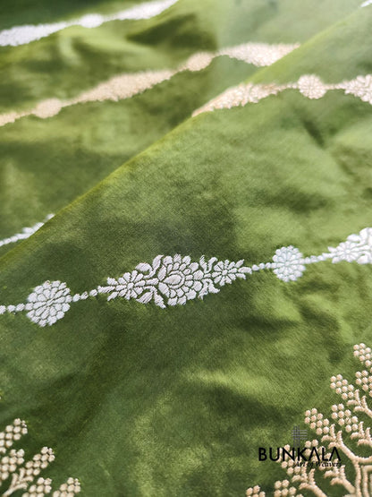 Green Sona Rupa Stripe Kadwa Handloom Banarasi Pure Katan Silk Saree