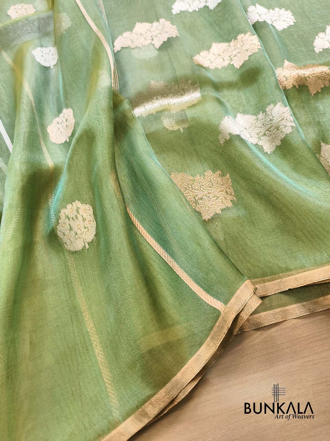 Green Stripe Buta Handloom Banarasi Pure Tissue Silk Saree