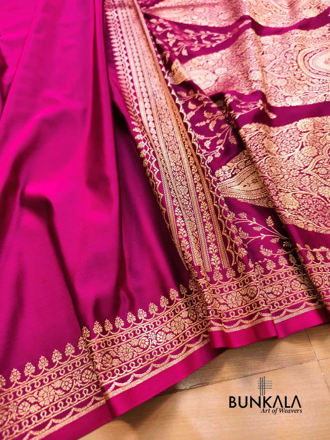 Hot Pink Plain Banarasi Mashru Soft Silk Saree with Paisley Pallu 