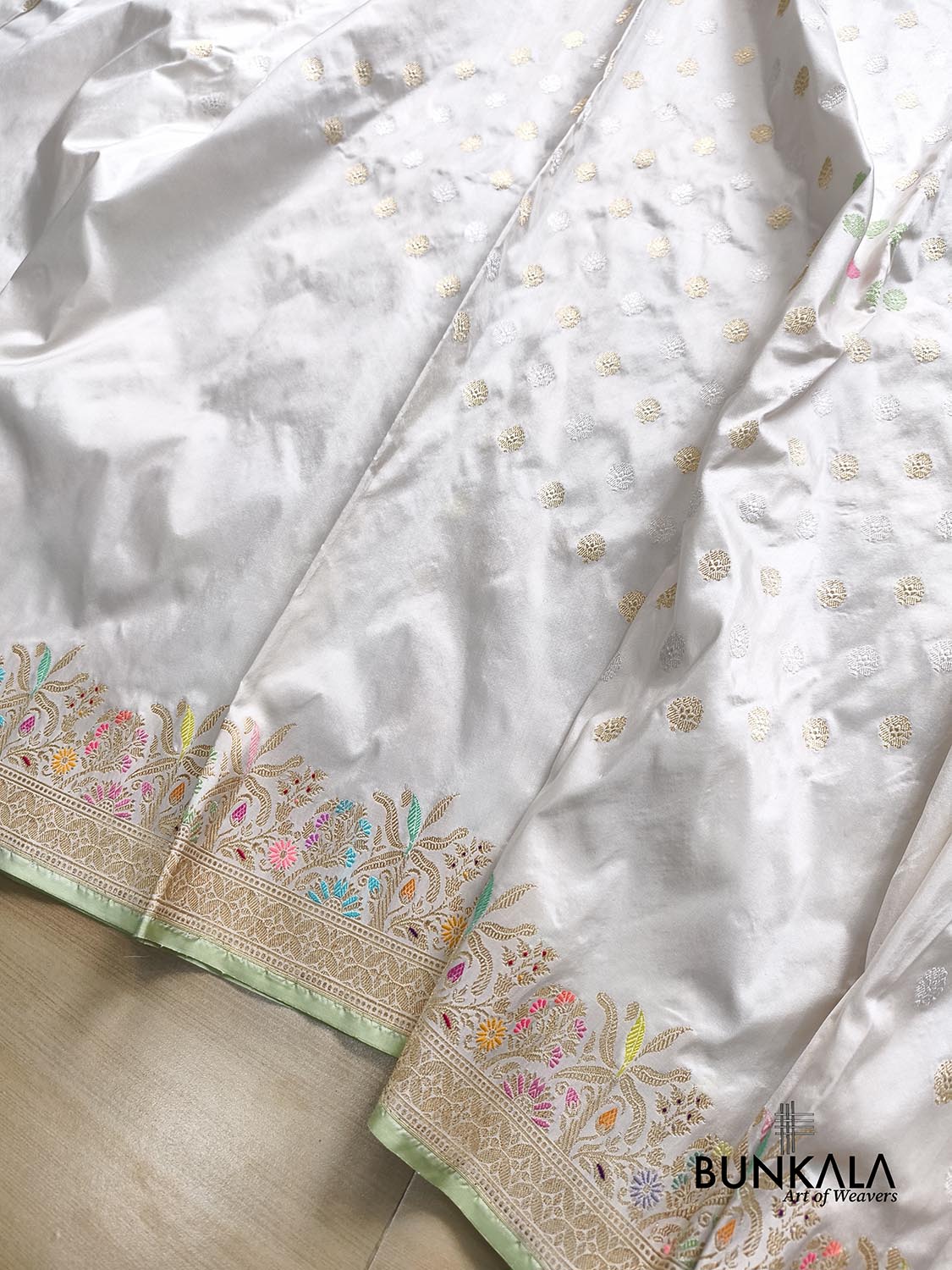 Ivory Meenakari Kadwa Buti Handweaved Banarasi Pure Katan Silk Saree