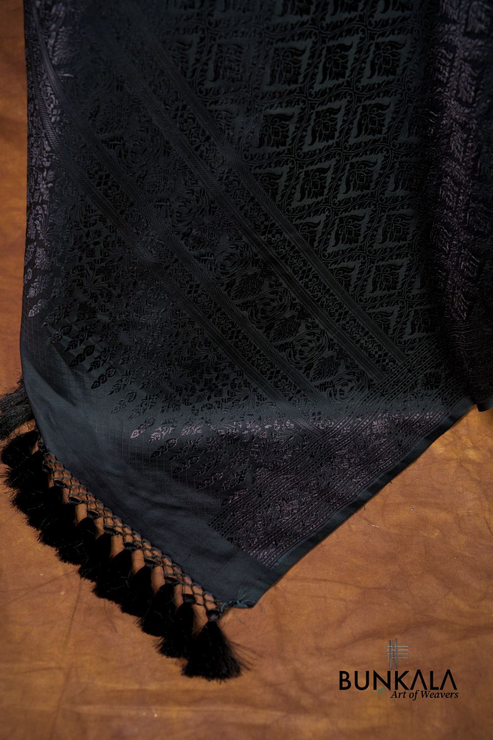 Jet Black Daimond Jaal Brocade Resham Weaved Banarasi Mashru Silk Dupatta 