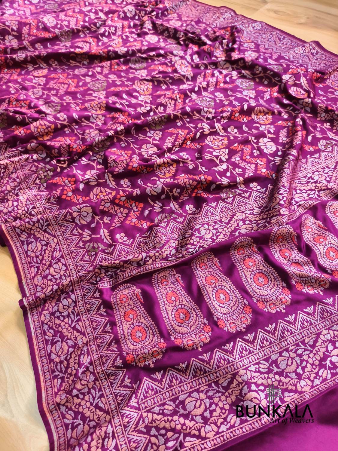 Magenta Purple Ektara Banarasi Jamdani Meena Geometric Weaved Silk Saree 