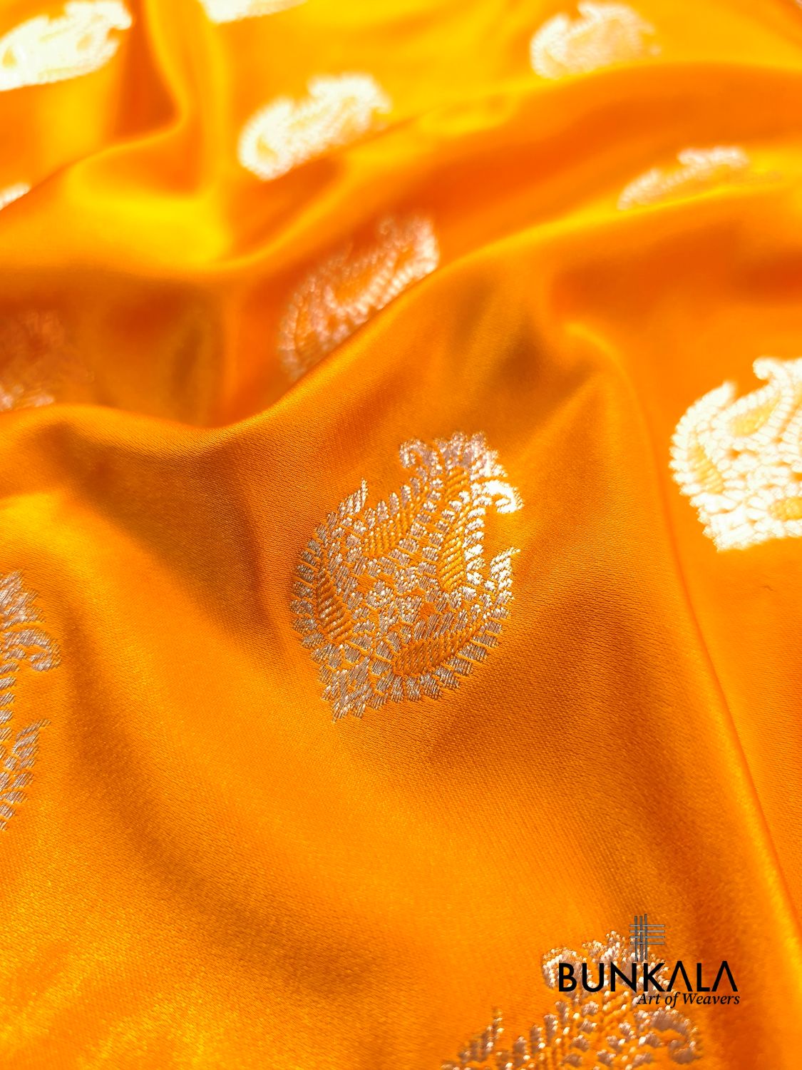 Mango Yellow Meena Vintage Buti Banarasi Mashru Silk Saree 