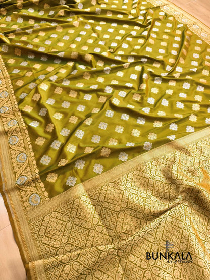 Mehendi Green Sona Rupa Booti Banarasi Silk Saree