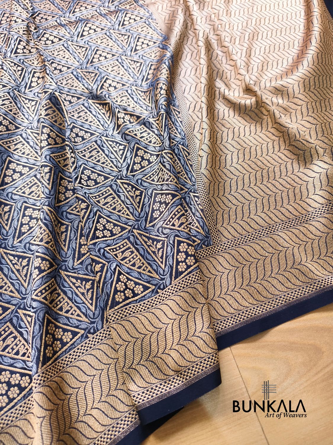 Midnight Blue Geometrical Brocade Banarasi Mashru Silk Saree