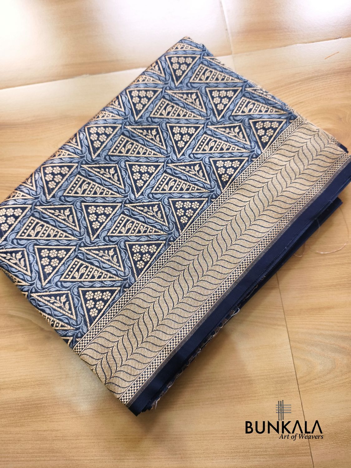 Midnight Blue Geometrical Brocade Banarasi Mashru Silk Saree
