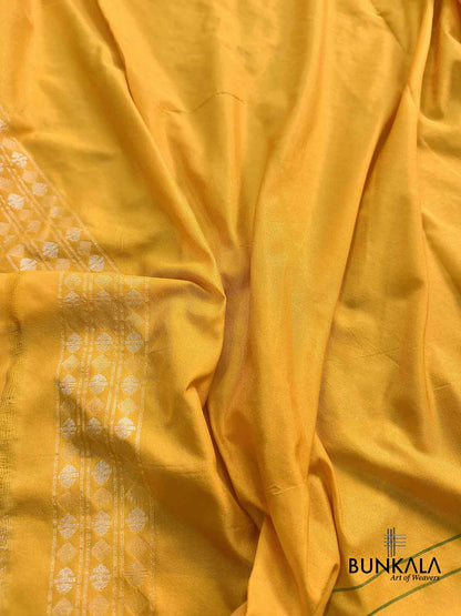 Yellow Ektara Banarasi Jamdani Weaved Silk Saree