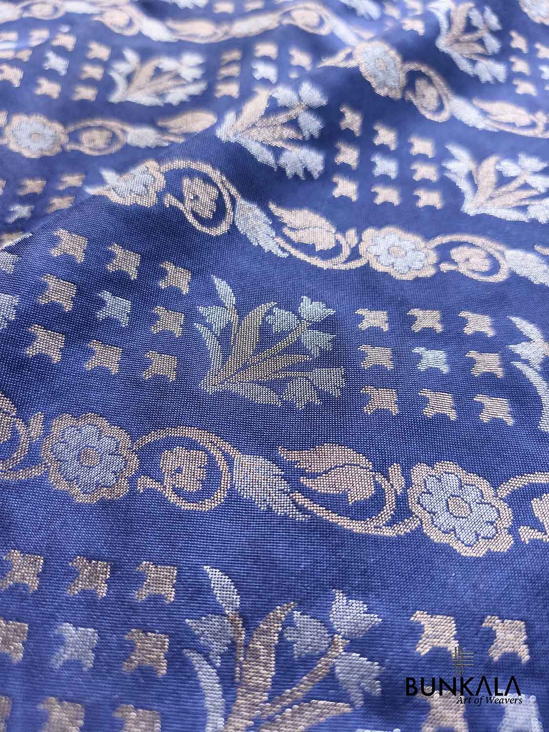 Navy Blue Ektara Banarasi Jamdani Weaved Silk Saree