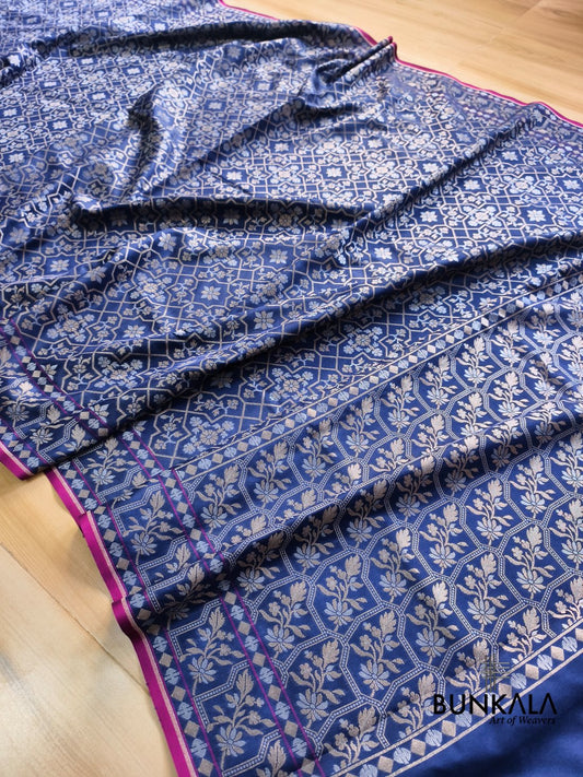 Navy Blue Ektara Banarasi Jamdani Weaved Silk Saree