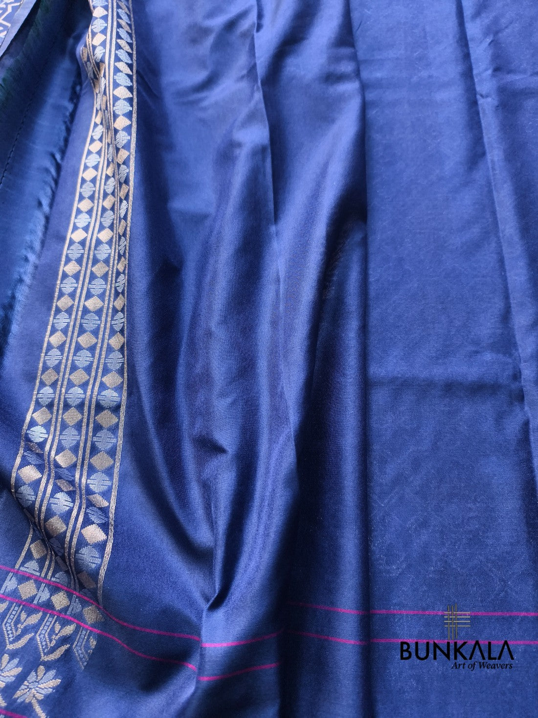 Navy Blue Ektara Banarasi Jamdani Weaved Silk Saree