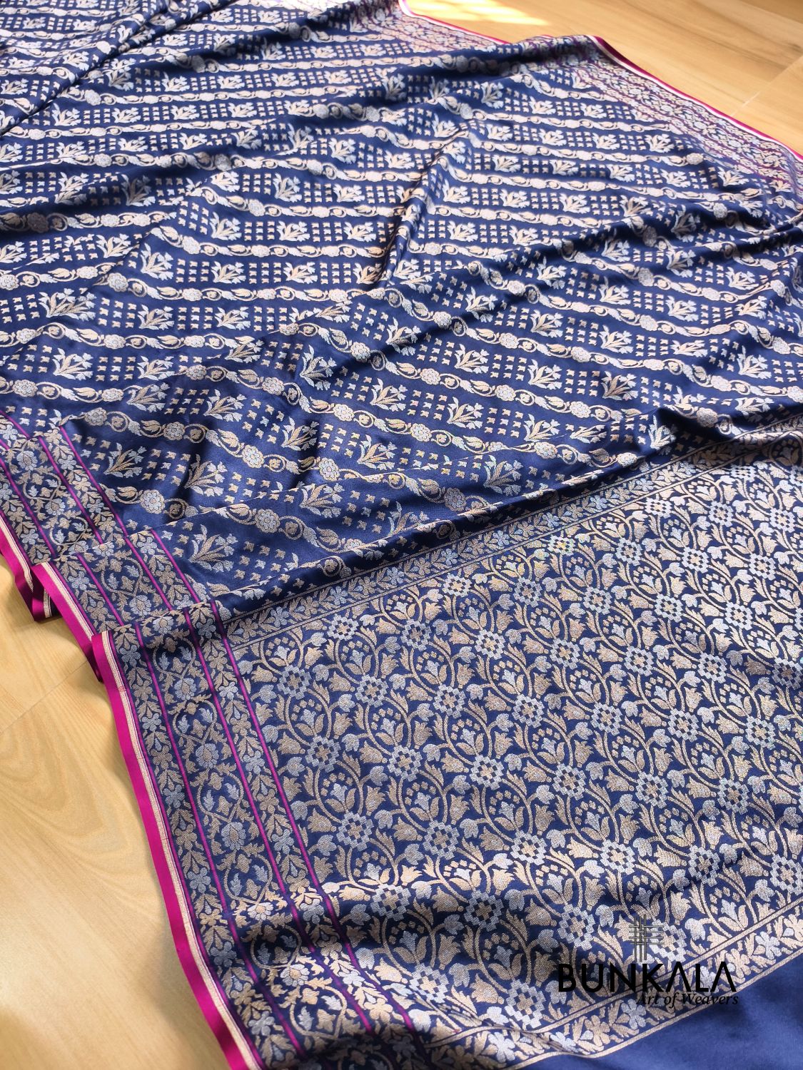 Navy Blue Ektara Banarasi Jamdani Weaved Silk Saree