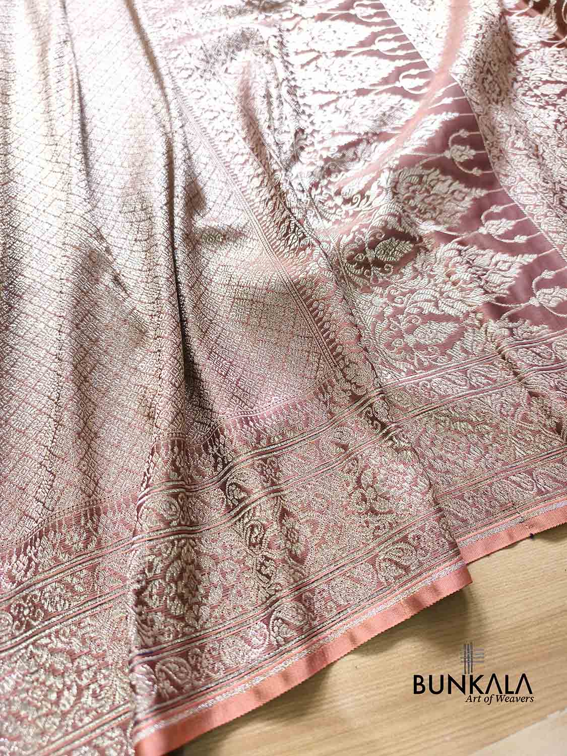 Nude Peach Shade Brocade Weaved Banarasi Mashru Silk Saree