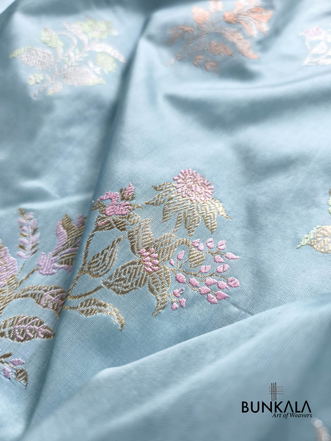 Pastel Blue Meenakari Buta Kadwa Handweaved Banarasi Pure Katan Silk Saree