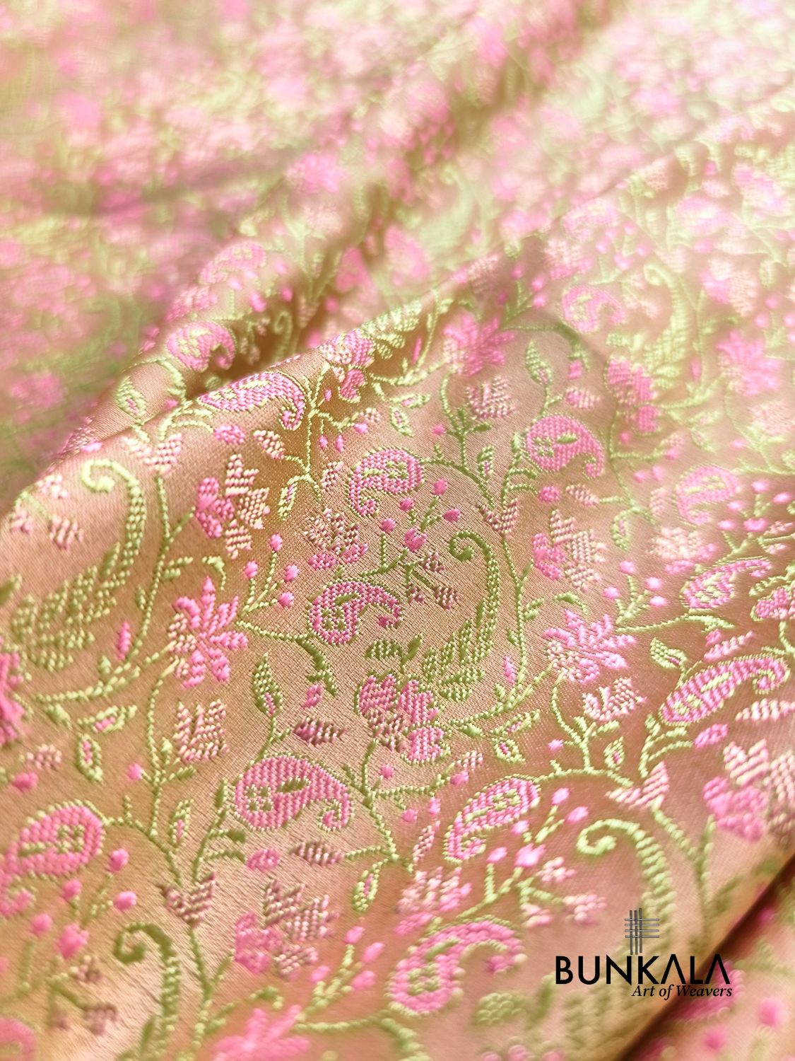 Peach Banarasi Meena Jamewar Weaved Mashru Silk Saree 