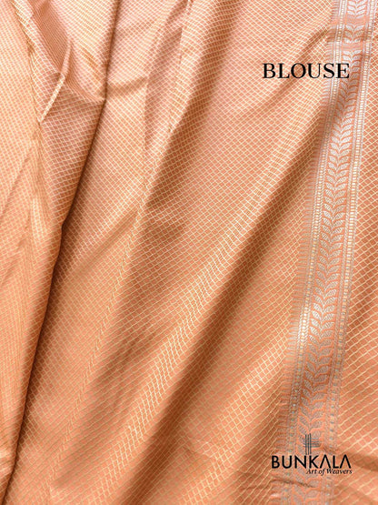 Peach Zig Zag Jamewar Weaved Banarasi Mashru Silk Saree