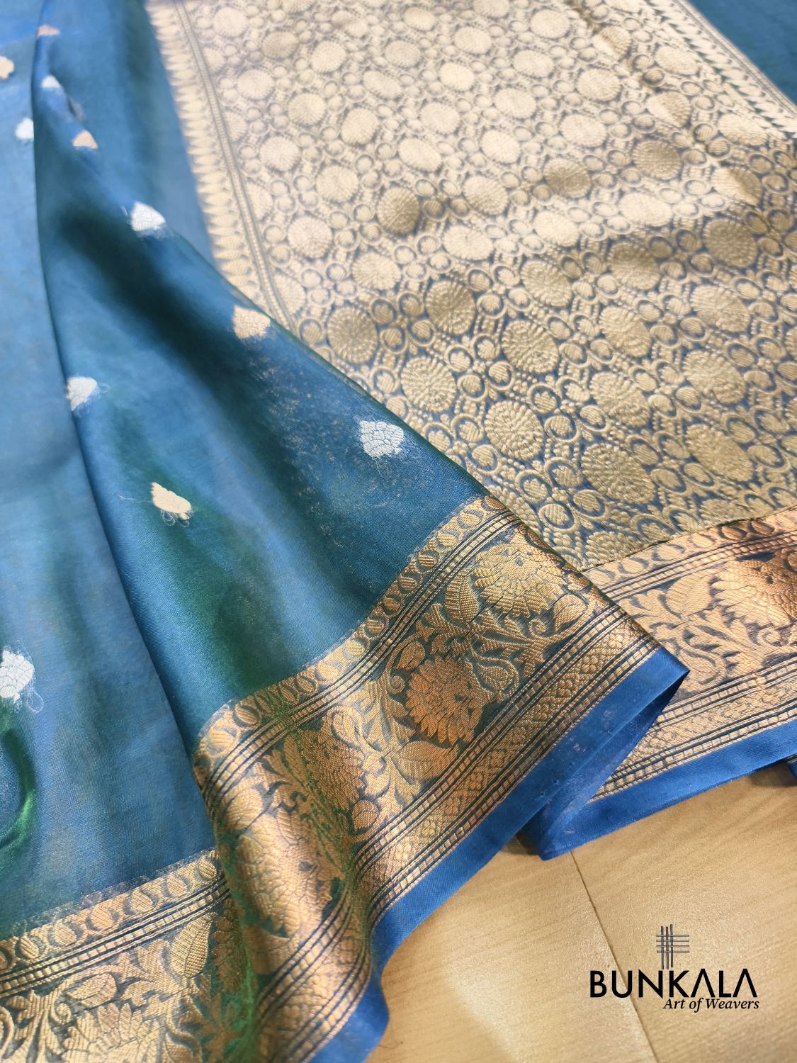 Peacock Blue Sona Rupa Buti Handloom Banarasi Pure Tissue Silk Saree