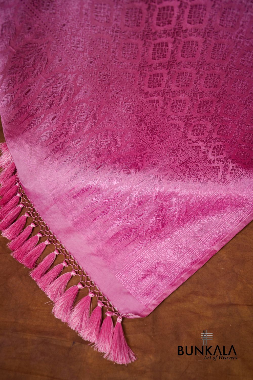 Pink Daimond Jaal Brocade Resham Weaved Banarasi Mashru Silk Dupatta 