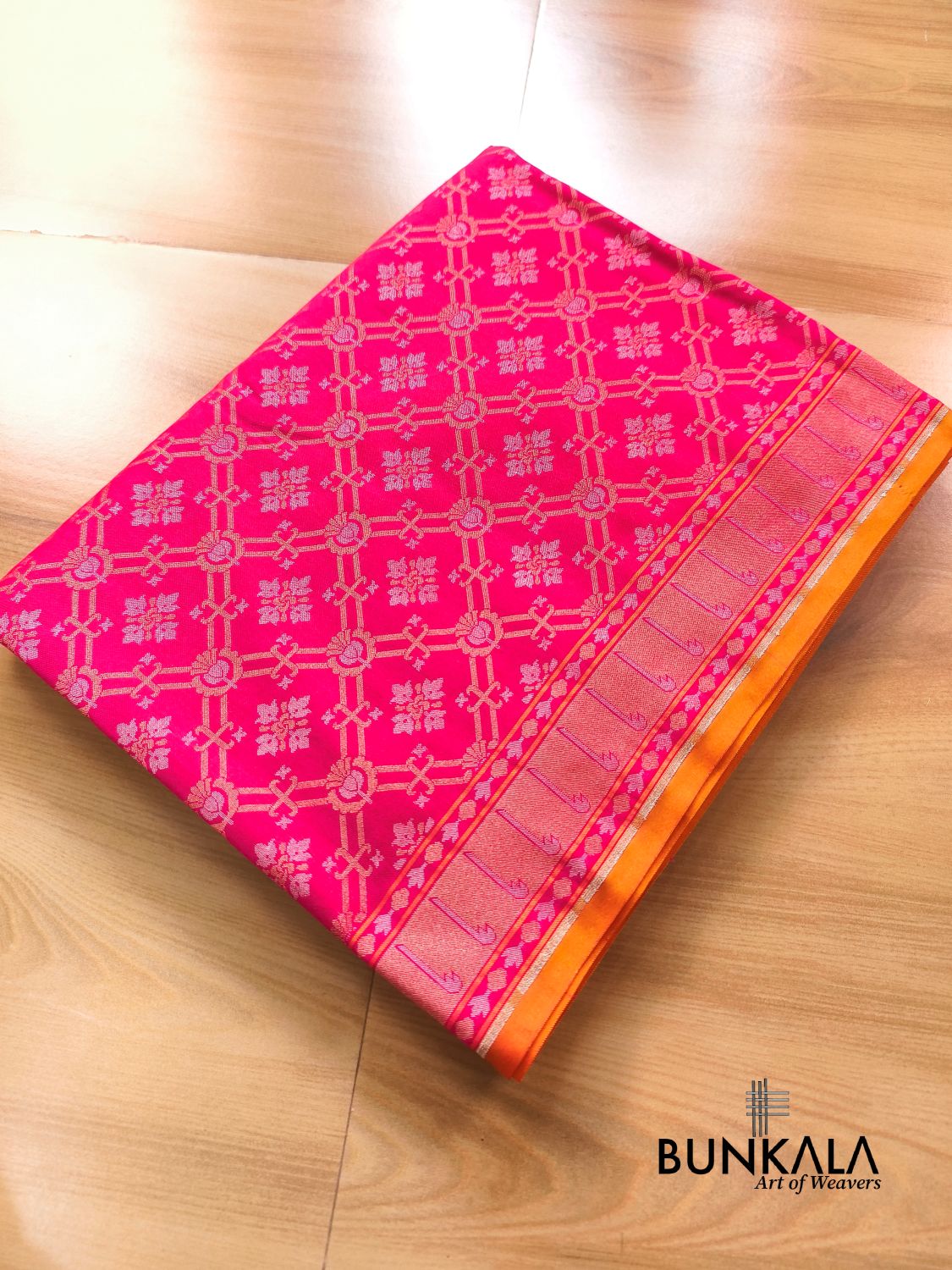Pink Ektara Banarasi Jamdani Geometric Weaved Silk Saree