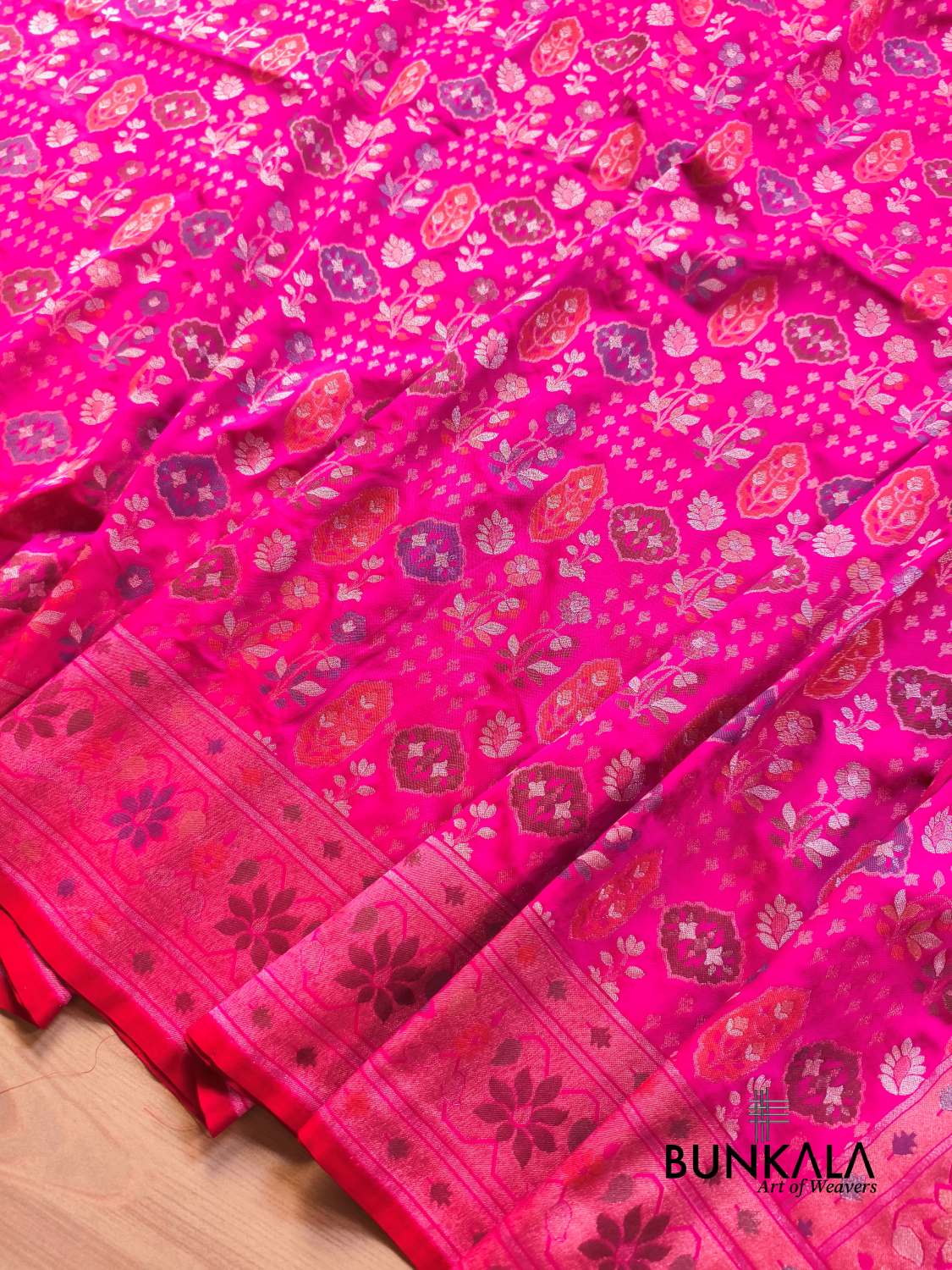 Pink Ektara Banarasi Jamdani Meenakari Weaved Silk Saree 