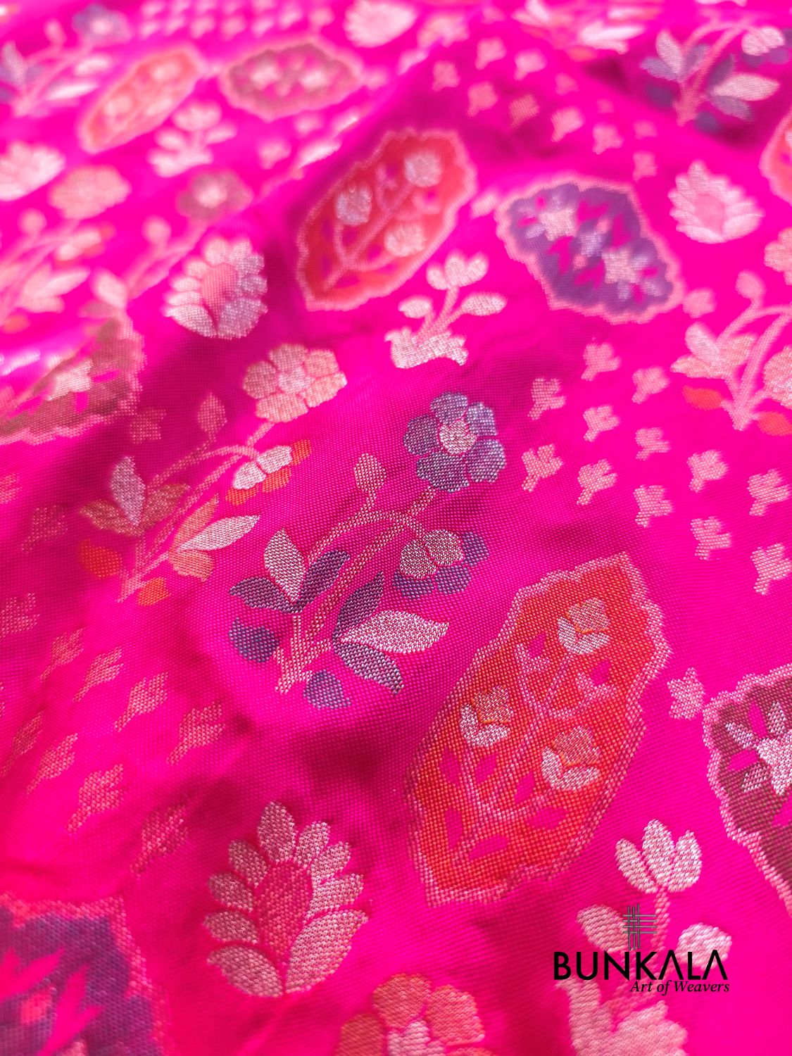 Pink Ektara Banarasi Jamdani Meenakari Weaved Silk Saree 