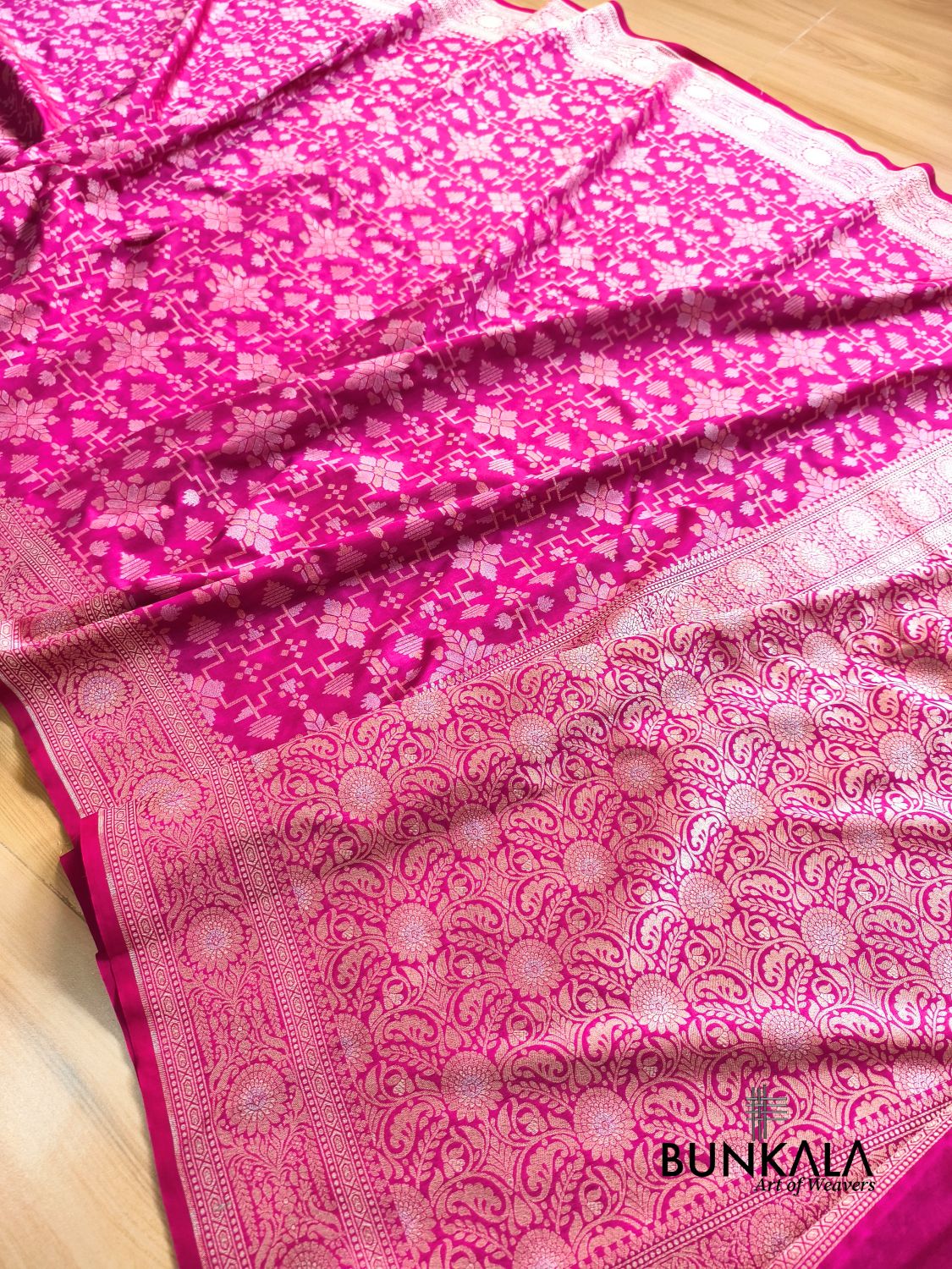 Pink Ektara Banarasi Jamdani Weaved Silk Saree