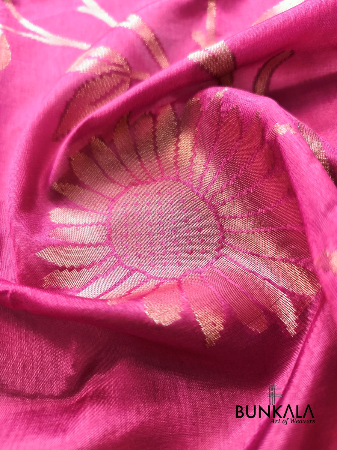 Pink Floral Pure Banarasi Mango Silk Saree 