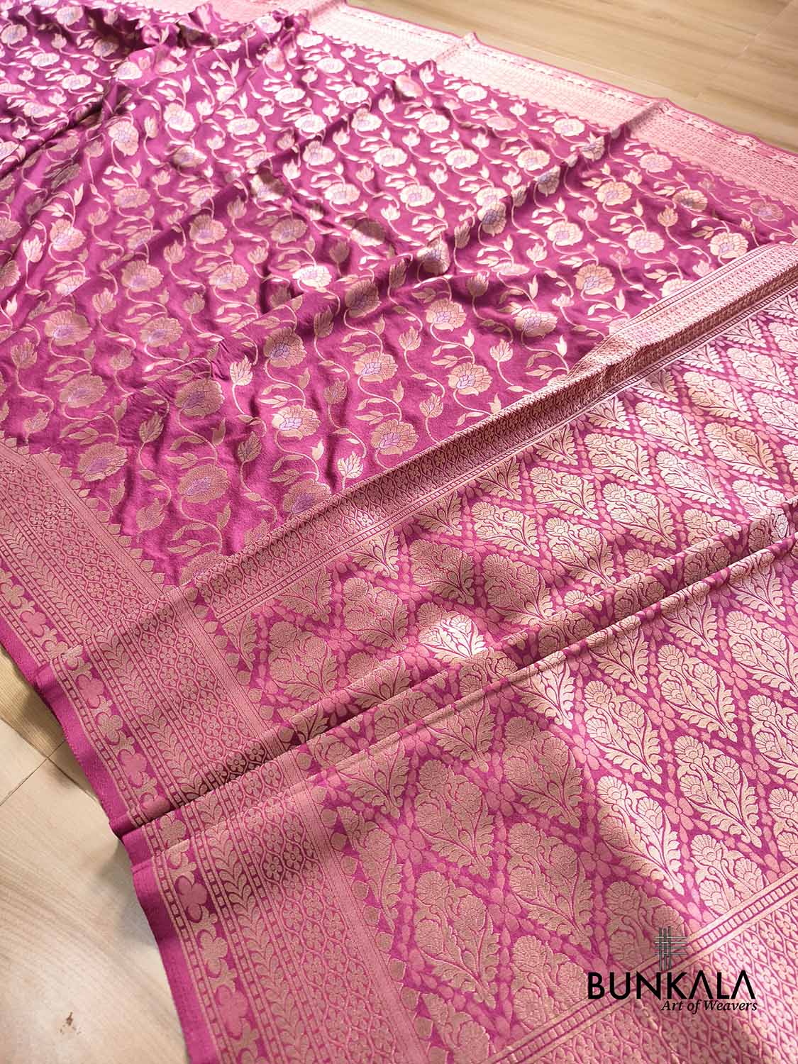 Pink Sona Zari Jaal Banarasi Georgette Saree