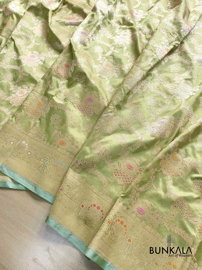 Pista Green Vintage Motif Kadwa Jangla Handweaved Banarasi Pure Katan Silk Saree