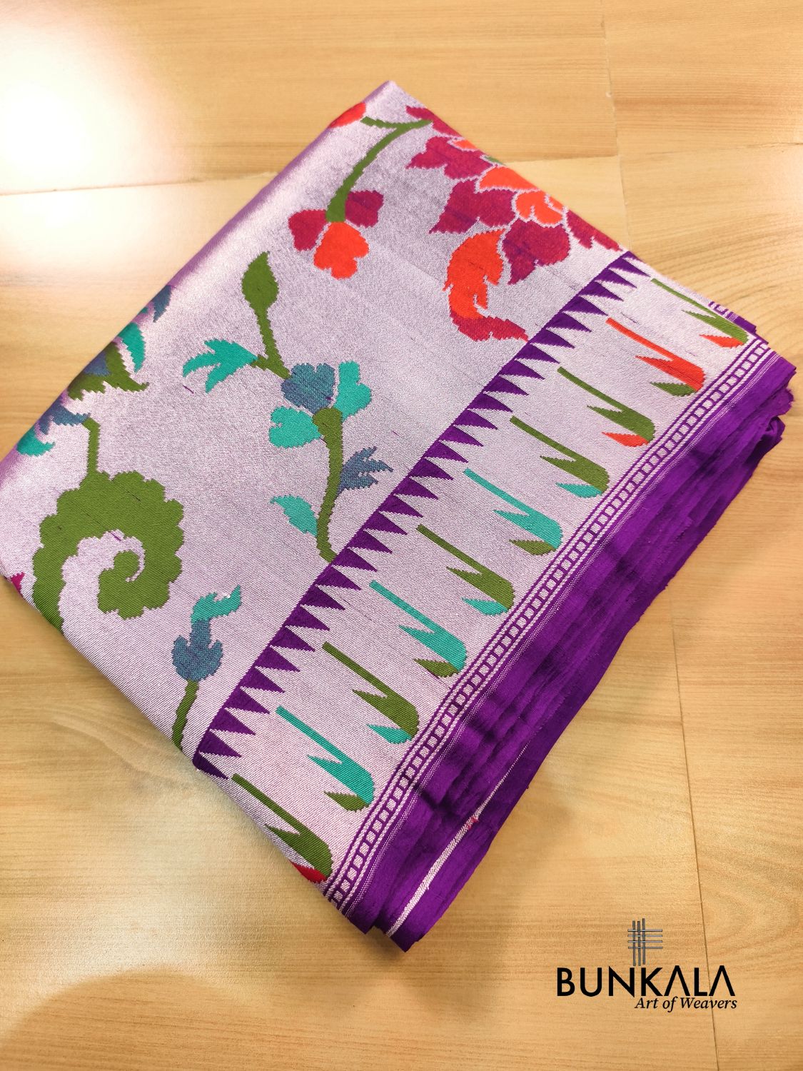  Pure Tusser Georgette Meenakari Floral Work Handloom Banarasi Saree 