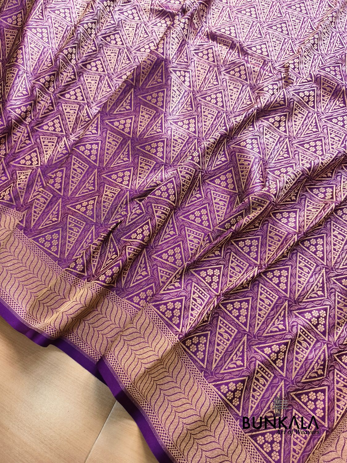 Purple Geometrical Brocade Banarasi Mashru Silk Saree