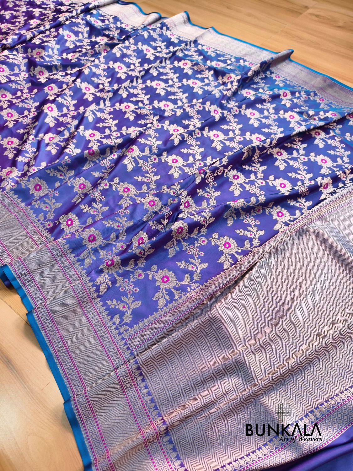 Purplish  Blue Jamewar Weaved Meenakari Floral Jaal Banarasi Mashru Silk Saree 