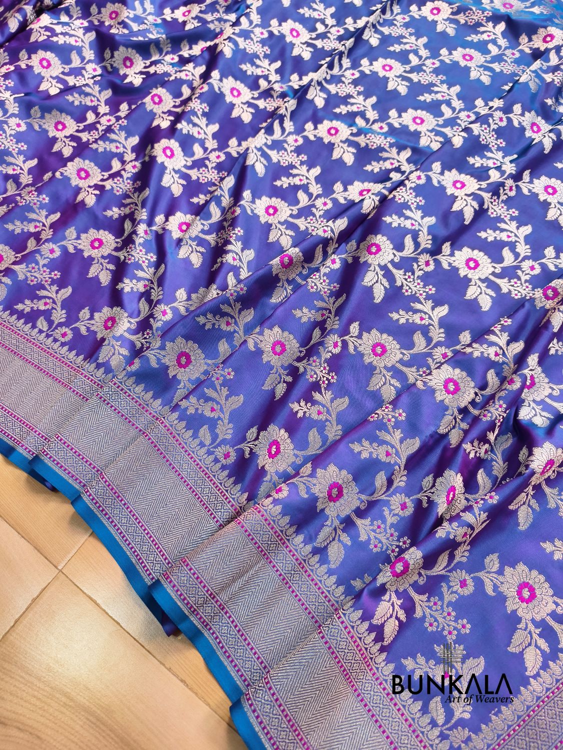 Purplish  Blue Jamewar Weaved Meenakari Floral Jaal Banarasi Mashru Silk Saree 