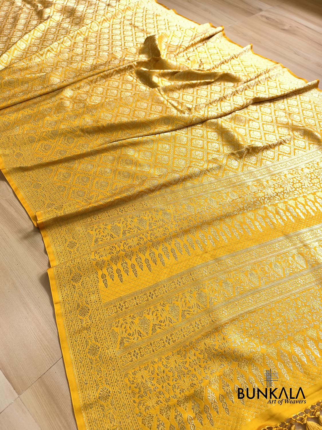 Radiant Yellow Brocade Weaved Banarasi Mashru Silk Saree