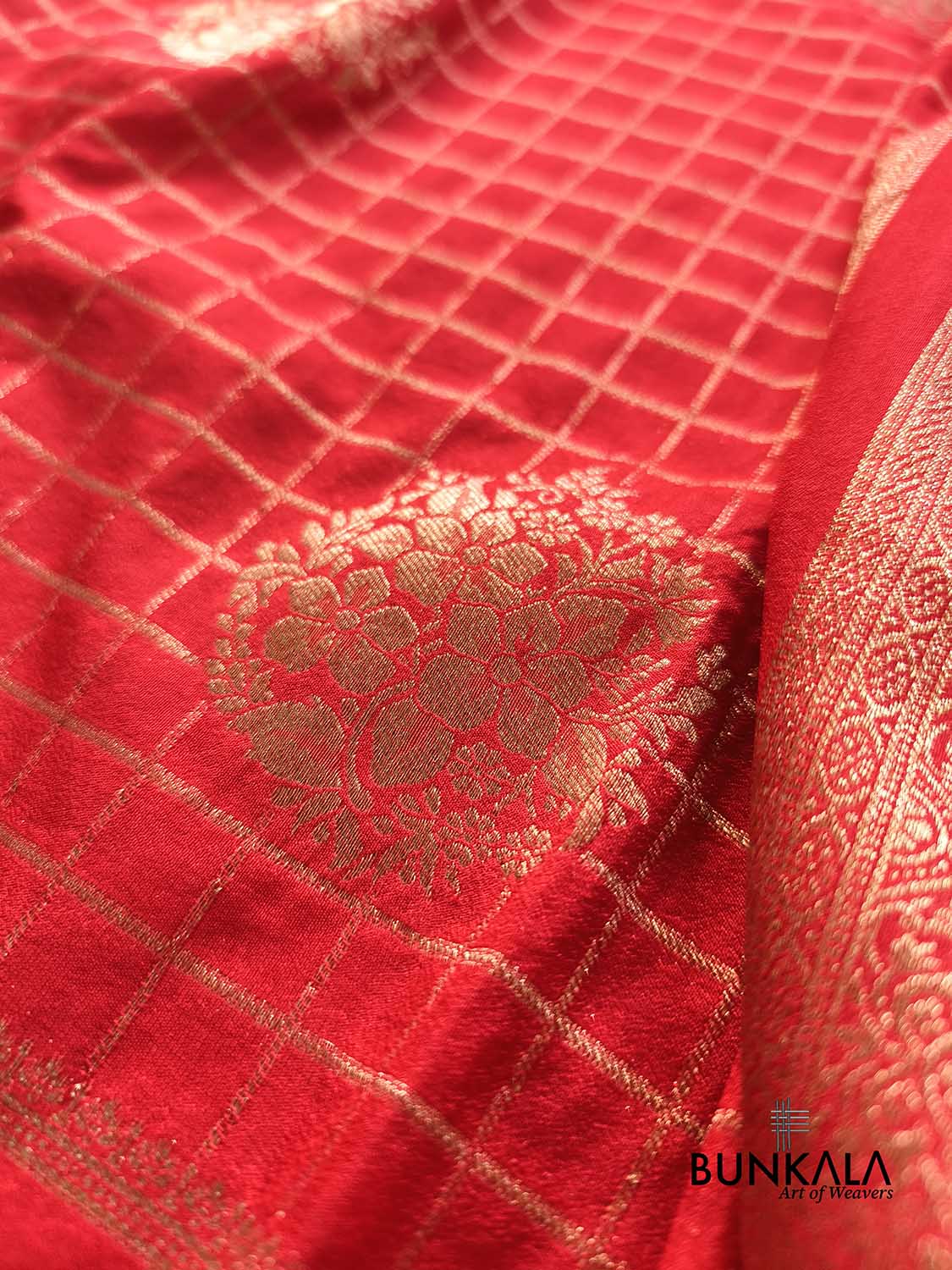 Red Checks Sona Zari Big Border Banarasi Georgette Saree