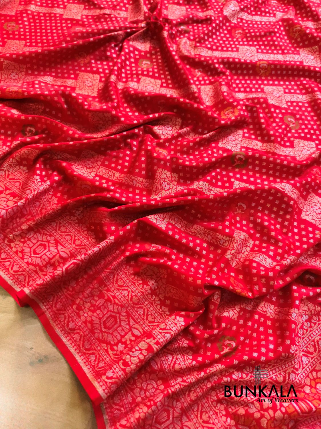 Red Ektara Banarasi Jamdani Meena Geometric Weaved Silk Saree 