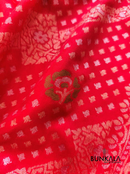 Red Ektara Banarasi Jamdani Meena Geometric Weaved Silk Saree 