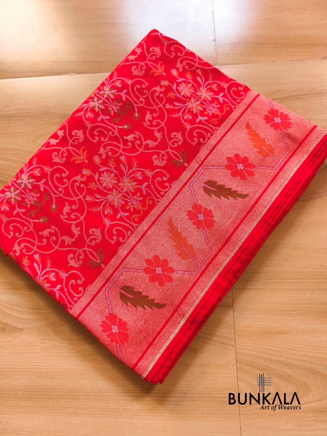 Red Ektara Banarasi Jamdani Meenakari Weaved Silk Saree 