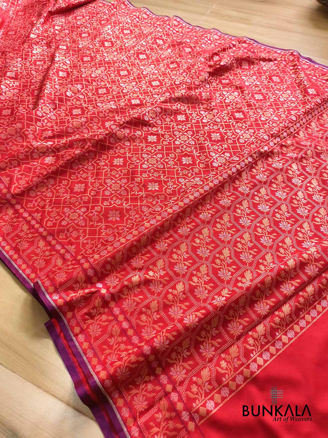 Red Ektara Banarasi Jamdani Weaved Silk Saree
