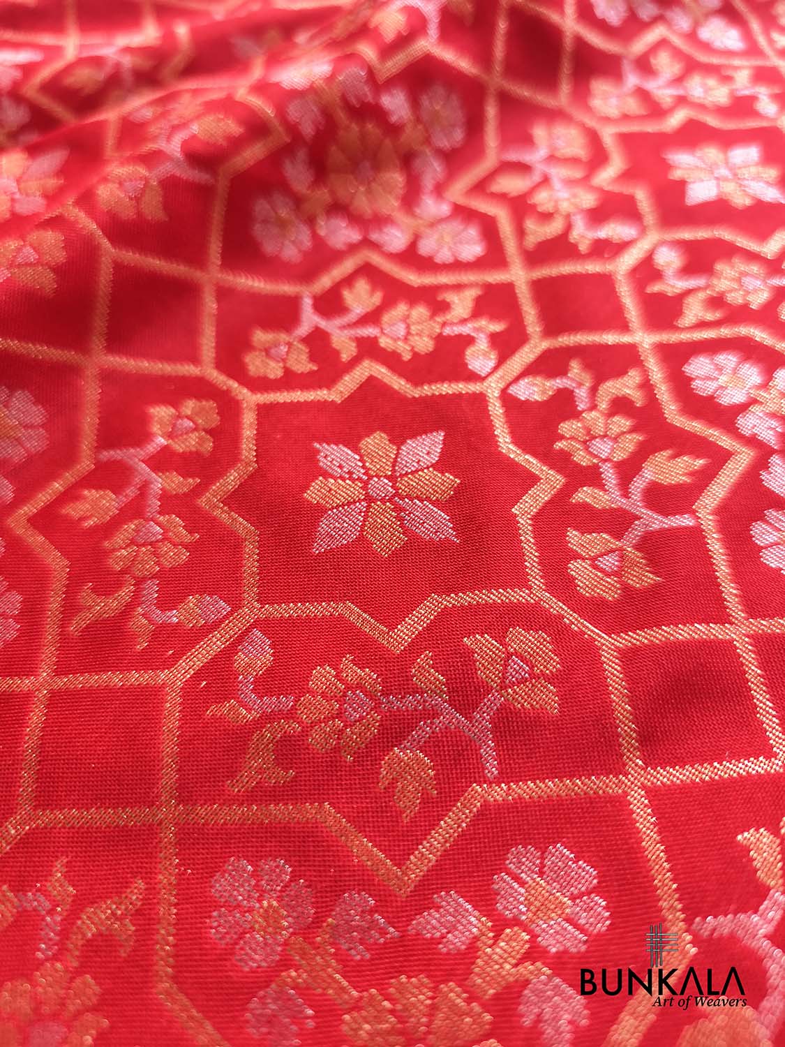 Red Ektara Banarasi Jamdani Weaved Silk Saree