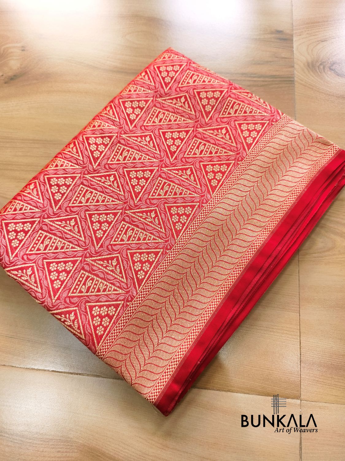Red Geometrical Brocade Banarasi Mashru Silk Saree