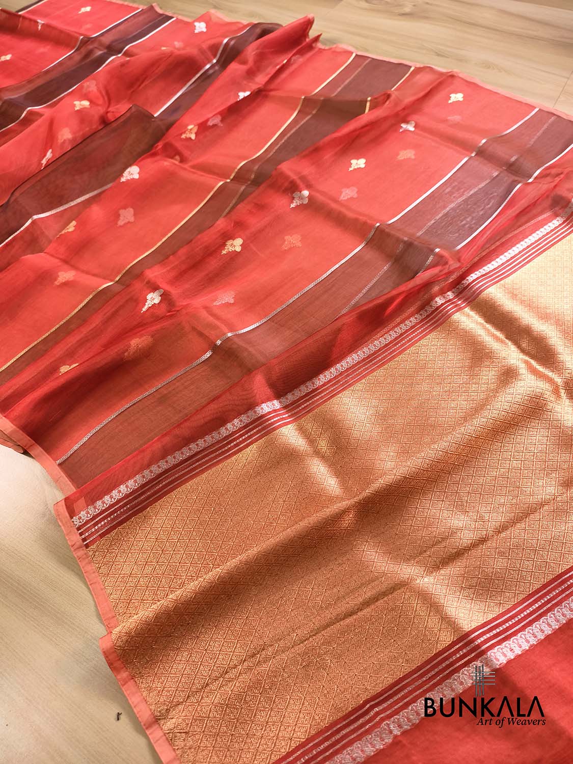 Red Stripe Buti Handloom Banarasi Pure Tissue Silk Saree