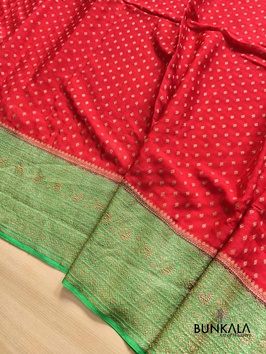 Red with Green Big Contrast Border Banarasi Georgette Saree