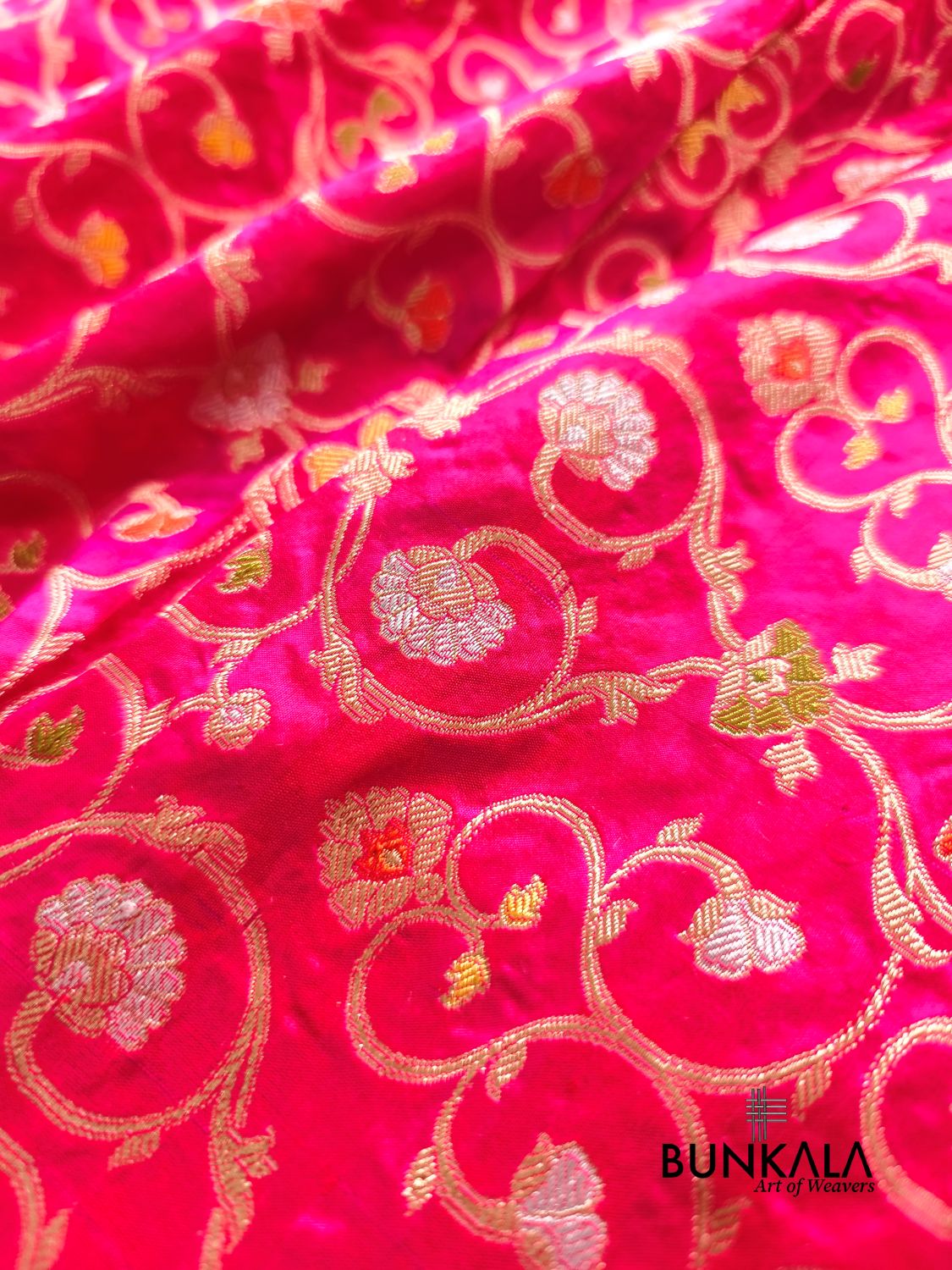 Reddish Pink Meenakari Handweaved Sona Rupa Banarasi Pure Katan Silk Saree
