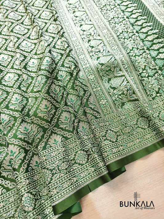 Royal Green Brocade Weaved Banarasi Mashru Silk Saree