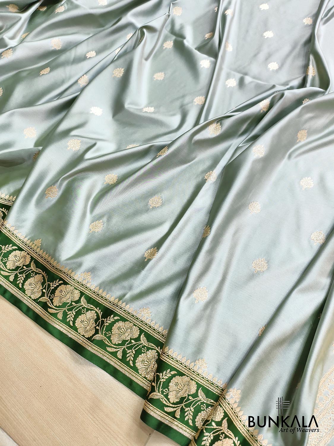 Sage Green with Contrast Emerald Green Border Banarasi Mashru Silk Saree