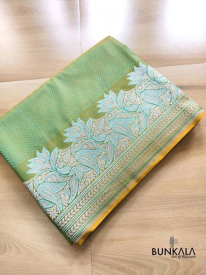 Shot Green Jamewar Zig Zag Banarasi Mashru Silk Saree