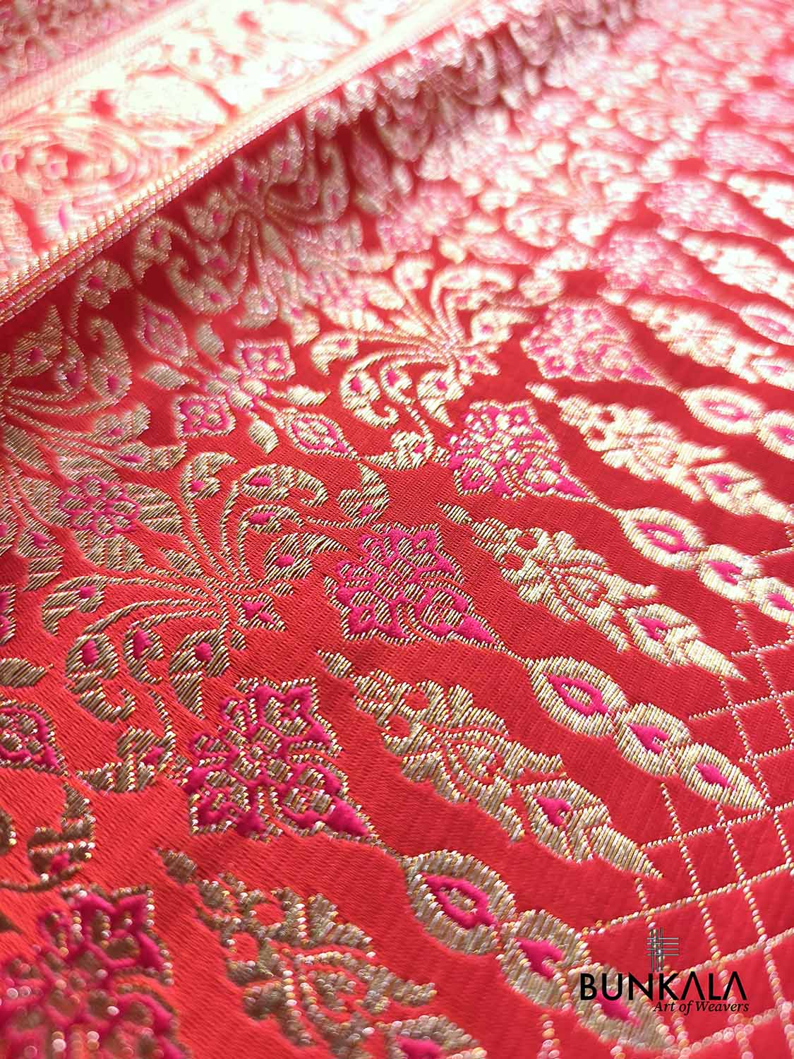Shot Pink & Orange Brocade Weaved Banarasi Mashru Silk Saree