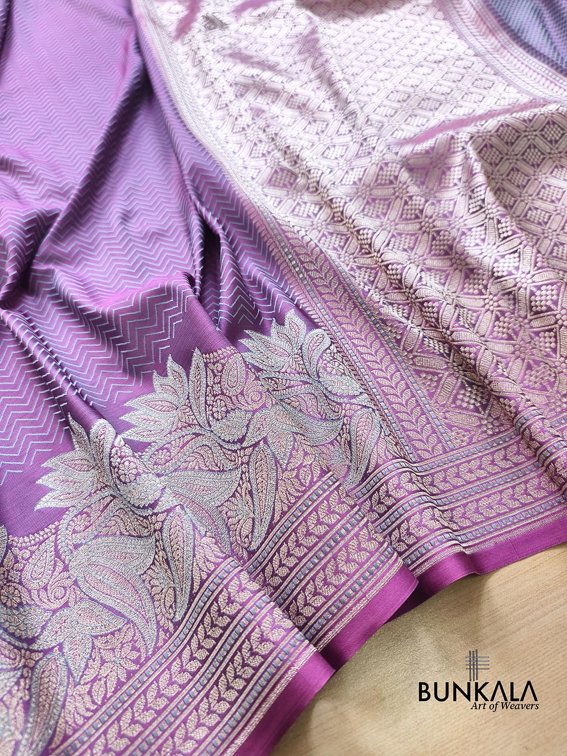 Shot Purple Jamewar Zig Zag Banarasi Mashru Silk Saree