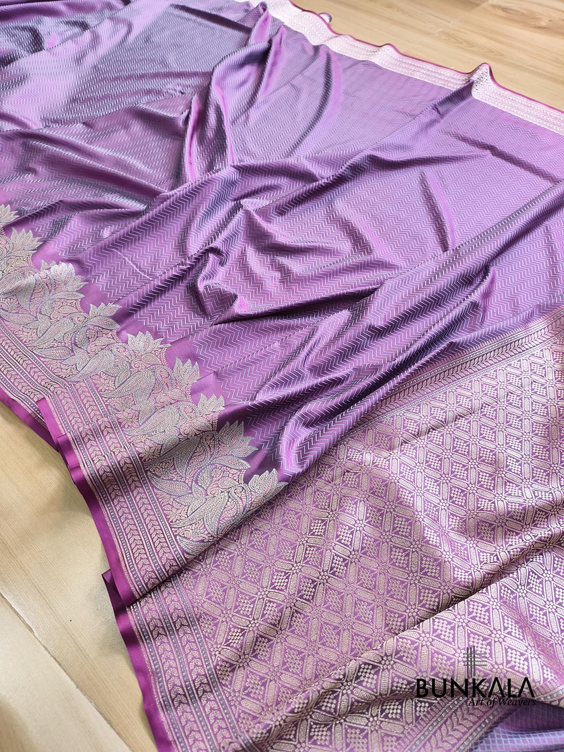 Shot Purple Jamewar Zig Zag Banarasi Mashru Silk Saree