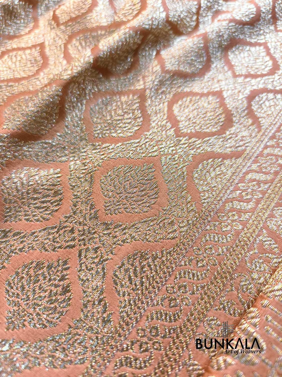 Soft peach gold Brocade Weaved Banarasi Mashru Silk Saree